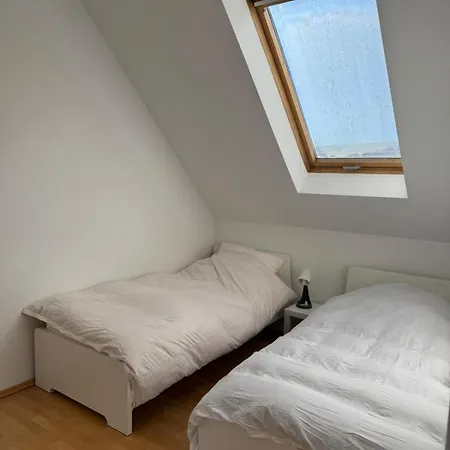 Helle Dachgeschosswohnung Am Laurentiusplatz *