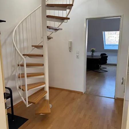 Helle Dachgeschosswohnung Am Laurentiusplatz Appartement