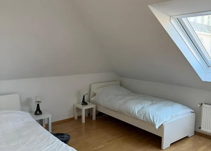 Helle Dachgeschosswohnung Am Laurentiusplatz Appartement Wuppertal
