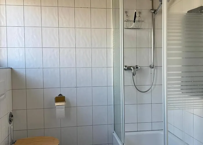 Appartement Helle Dachgeschosswohnung Am Laurentiusplatz Wuppertal